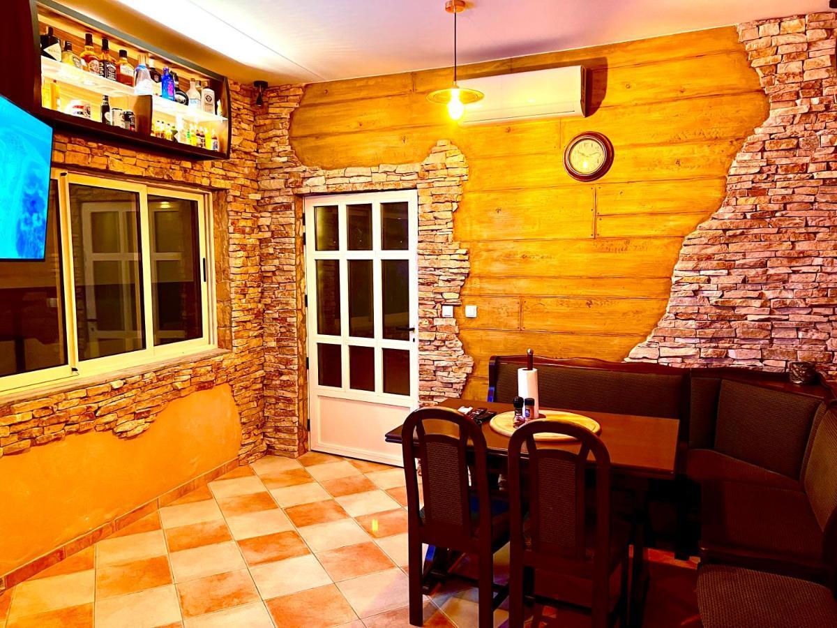 Villa Mostar - Resort Rozic מראה חיצוני תמונה